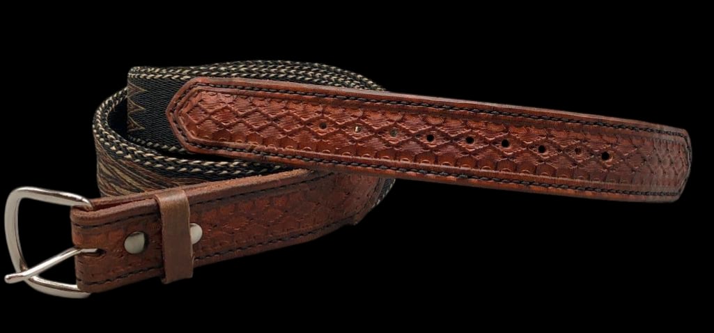 Vintage Deer Lodge Hitched Horsehair Belt (1 of 11)