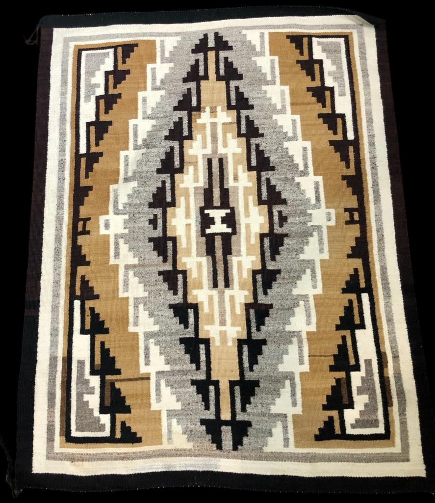 Nice Vintage Two Grey Hills Navajo Rug: For your consideration is a nice vintage Two Grey Hills Navajo Rug. This rug features a bold central pattern framed by corner elements. It is woven from hand carded, hand spun wool in natural shades o