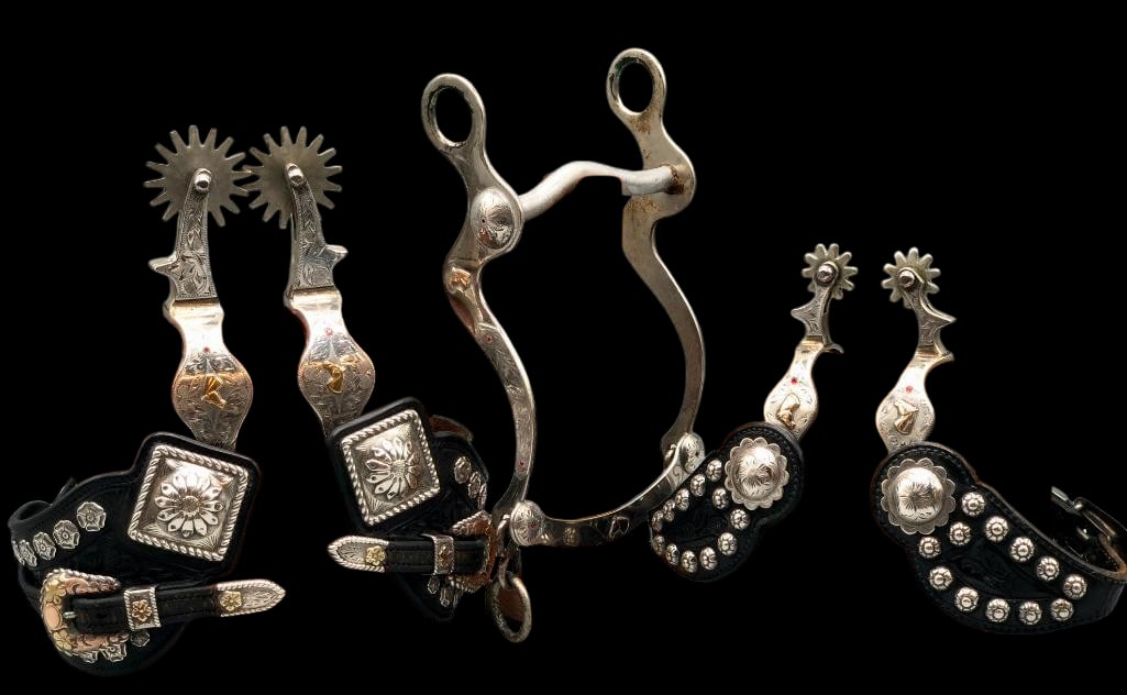 Two Pair Of Fancy Don Ricardo Spurs With Matching Bit - Sterling Silver And Gold Embellishments: Offered here for your consideration are two pairs of fancy Don Ricardo spurs with a matching bit. They have sterling silver and 10k gold embellishments on stainless steel. Each piece features engraved