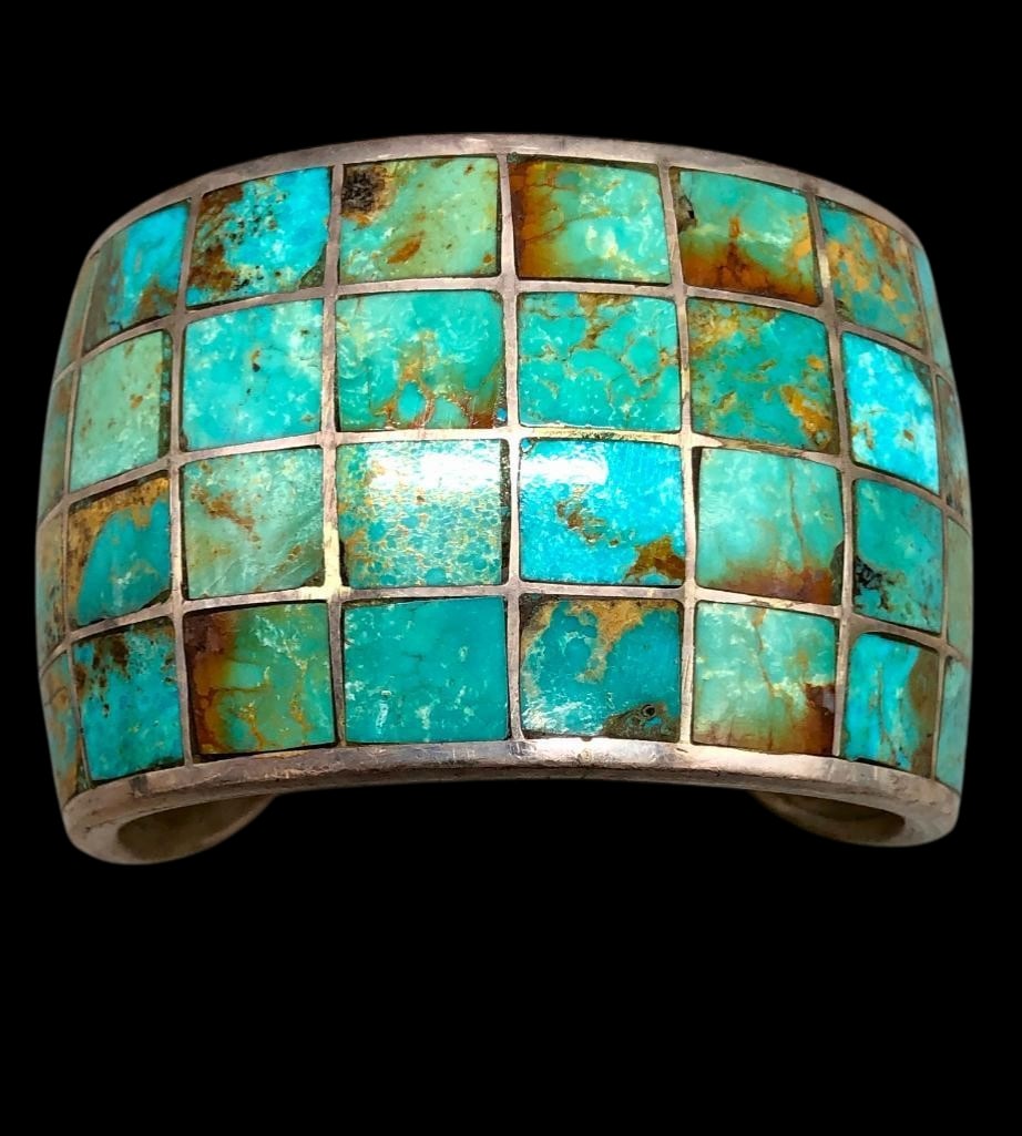 Federico Jimenez Turquoise And Sterling Silver Inlay Bracelet: Offered here for your consideration is a Federico Jimenez turquoise and sterling silver inlay bracelet. This piece features a channel inlay design of four rows of great green turquoise squares. The st