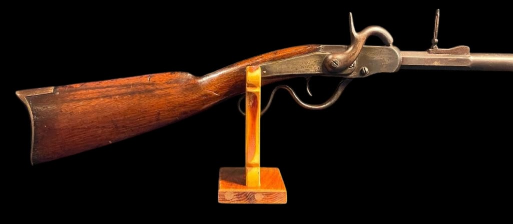 Civil War Era Union Rifle by Gwyn and Campbell Patent 1862: Offered here for your consideration is Civil War era Union rifle by Gwyn and Campbell patent 1862. This single shot rifle features a walnut stock and forend with a blued barrel and receiver. It is fin
