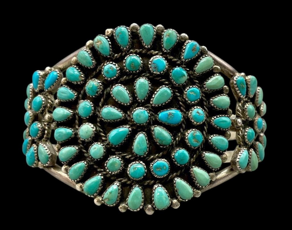 Sterling Silver And Cluster Bracelet With Natural Turquoise: Offered here for your consideration is a sterling silver and cluster bracelet with natural turquoise. This piece features a cluster of natural turquoise cabochons set in sawtooth silver bezels. Accent