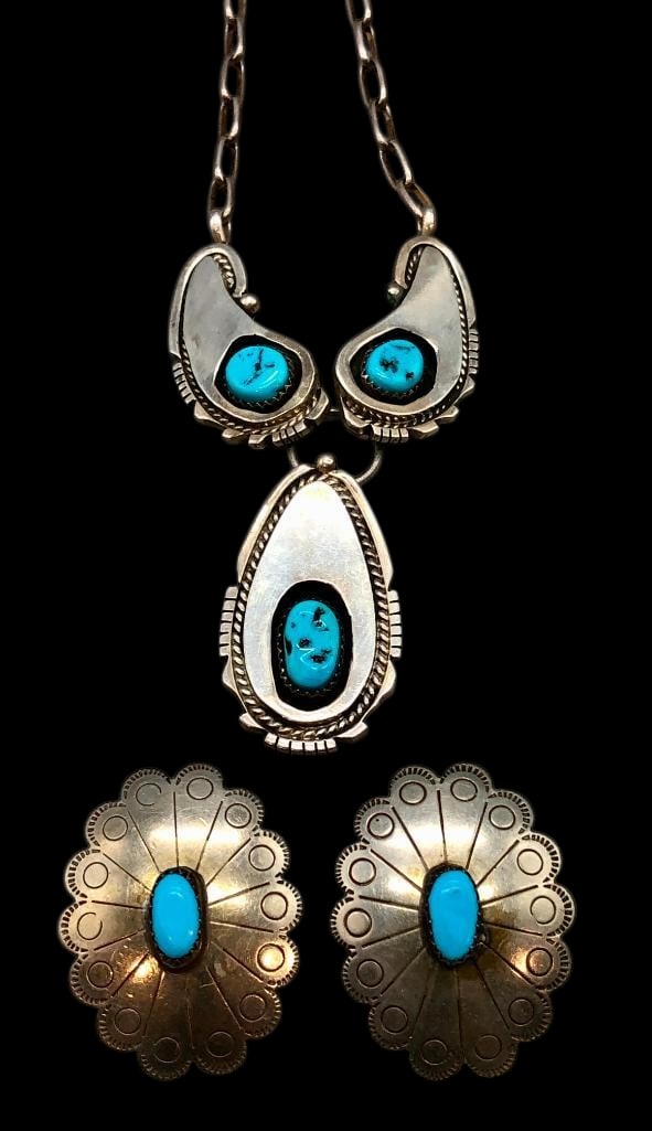 Turquoise And Sterling Silver Necklace With Earrings (1 of 17)