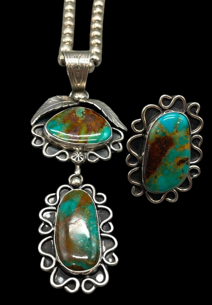 Nice Turquoise And Sterling Silver Necklace With Ring (1 of 19)