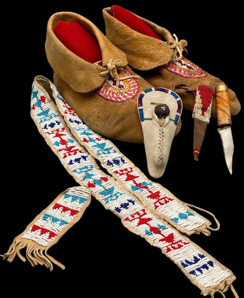 Group of Misc. Vintage Beadwork With Moccasins Etc. (1 of 16)