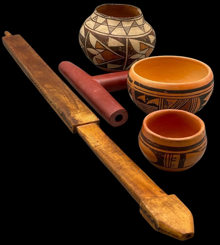 Hopi and Acoma Pottery with Pipestone Pipe - Frog Woman and More (1 of 16)