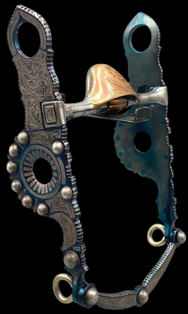 Like New E Garcia Silver Inlay Salinas Port Bit: Offered here for your consideration is a like new E Garcia silver inlay Salinas port bit with engraved silver inlay designs on the cheeks and mouthpiece accented with silver dots. It is highlighted wi
