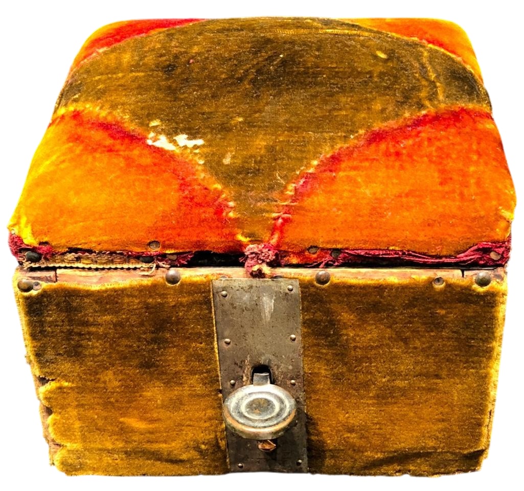 Unique Antique Foot Stool Spittoon (1 of 9)