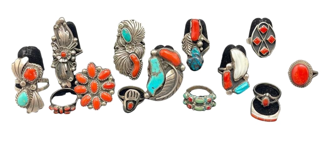 14 Sterling Silver Rings All With Coral Settings: Offered here for your consideration are 14 sterling silver rings, all with coral settings. Most of the pieces feature coral cabochons, with some also incorporating turquoise cabochons, all set in silv
