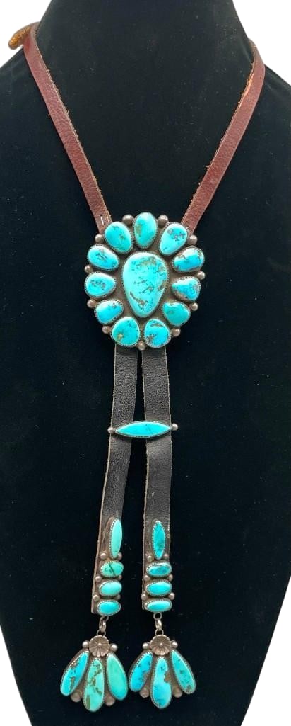 Phenomenal Turquoise And Sterling Silver Cluster Style Bolo Tie (1 of 14)