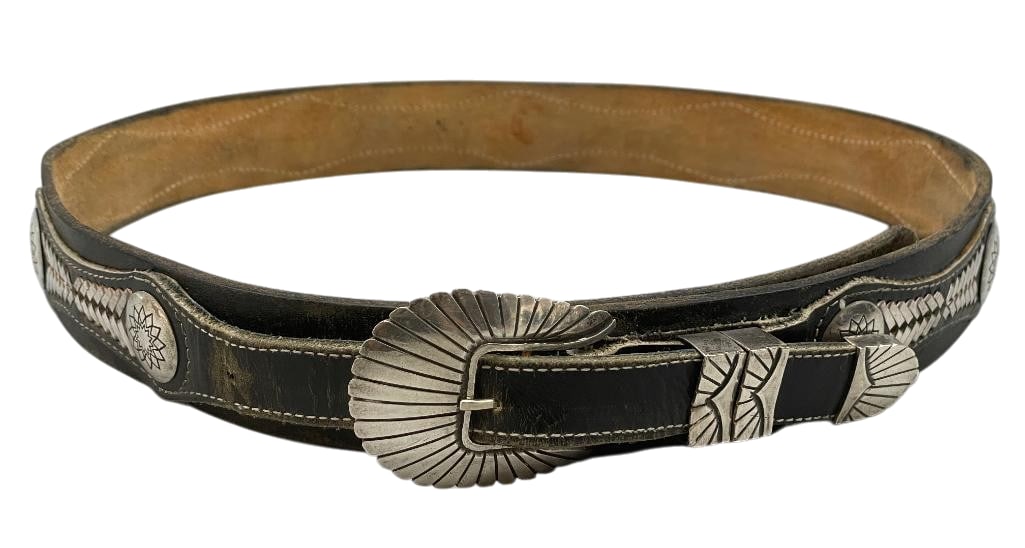 Sterling Silver Ranger Buckle Set On Leather Belt With Concho Designs By Frank Armstrong: Offered here for your consideration is a sterling silver ranger buckle set on leather belt with concho designs by Frank Armstrong. The ranger buckle set features hand stamped designs on a black leathe