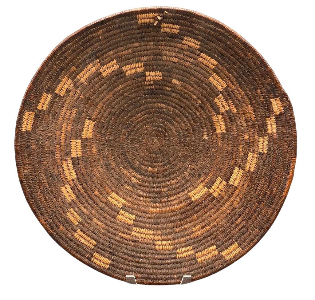 Antique Negative Design Pima Basket: Offered here for your consideration is an antique negative design Pima basket. This coiled basket with a negative whirlwind pattern design is something you do not see very often. It is woven mostly