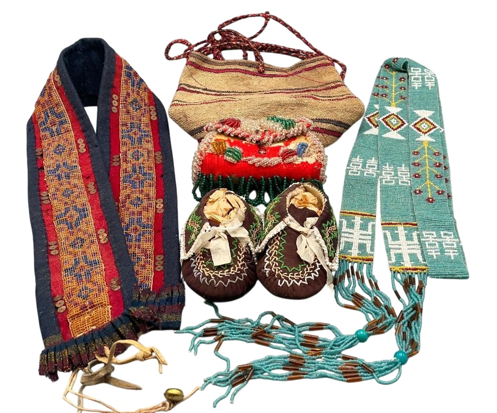 Group of Vintage & Antique Beadwork, etc. (1 of 17)