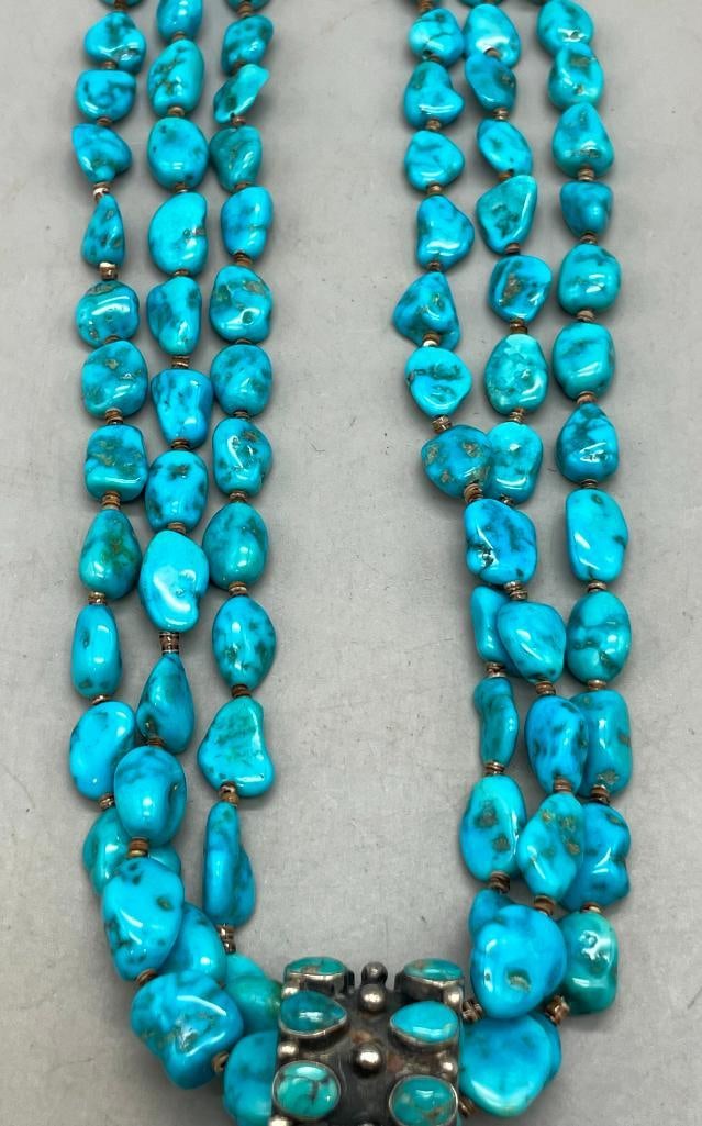 Turquoise Cluster Necklace With Three Strands - 5