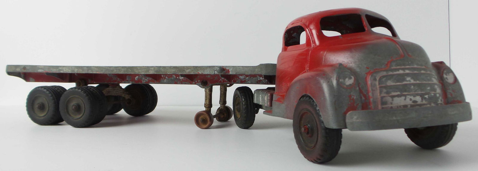 Vintage Flatbed Truck Toy (1 of 9)