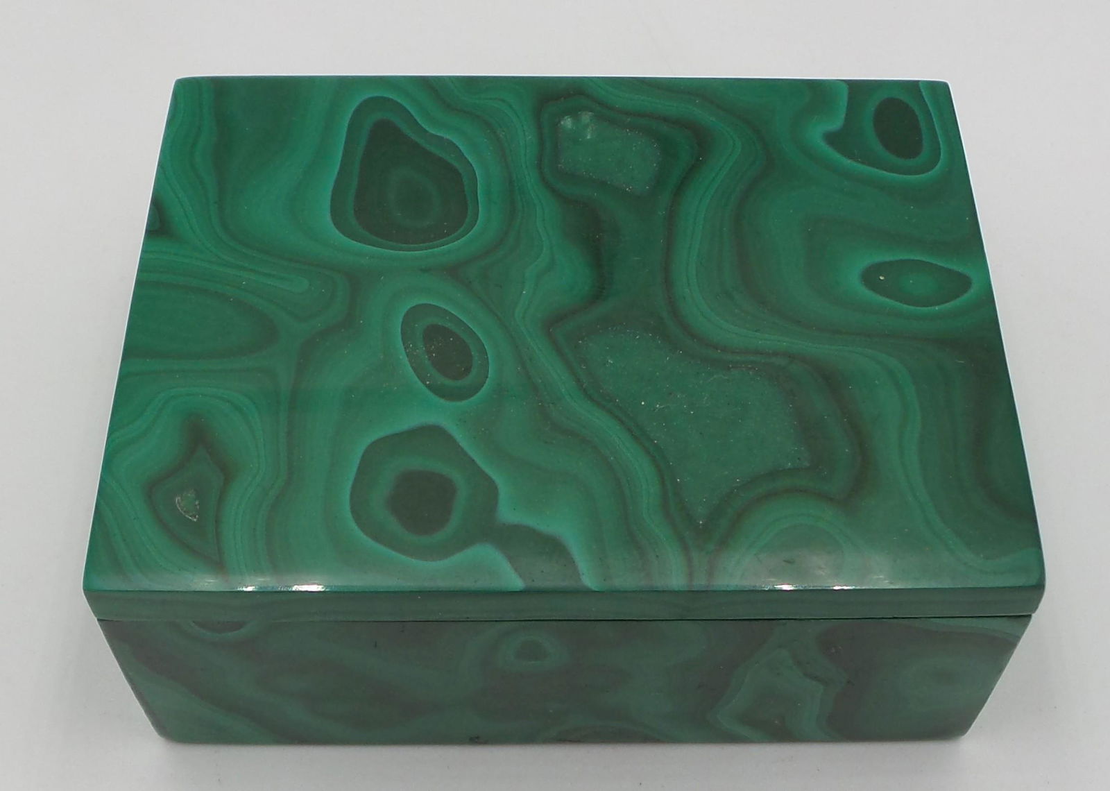 Vintage Handmade Malachite Lidded Trinket Box (1 of 14)