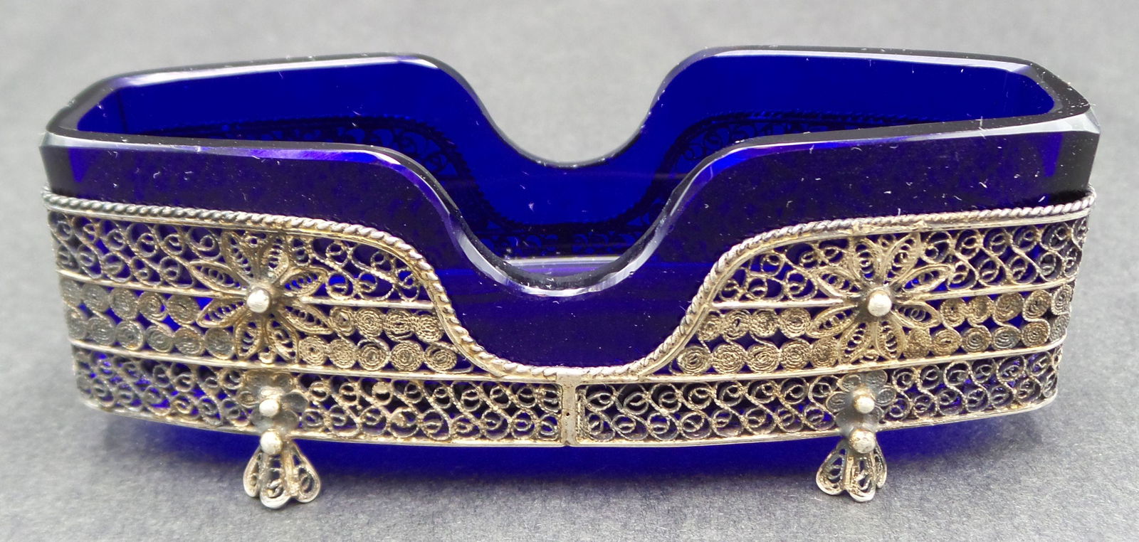 Antique European 800 Silver Filigree & Blue Cobalt Glass Condiment Jar (1 of 13)