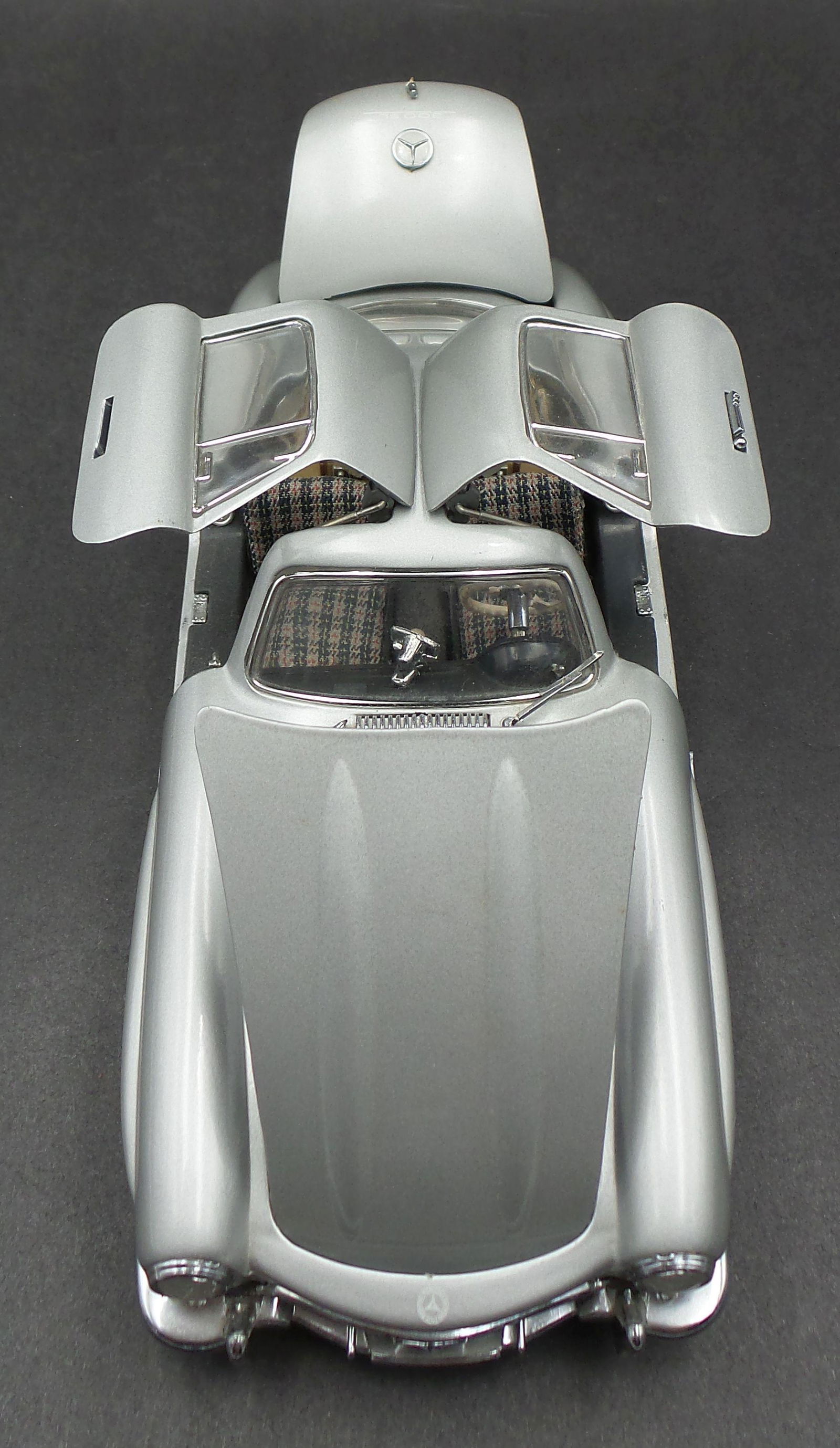 Vintage 1980s FRANKLIN MINT 1954 Mercedes-Benz 300SL Model Car (1 of 20)