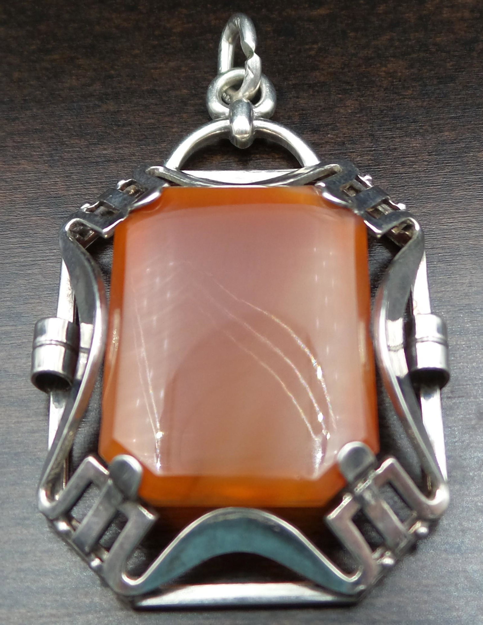 Antique European 1930s Art Deco 835 Silver & Carnelian Pendant: Measures approx. 1 5/8" long x 1 1/16" wide and weighs 8.2 grams.
