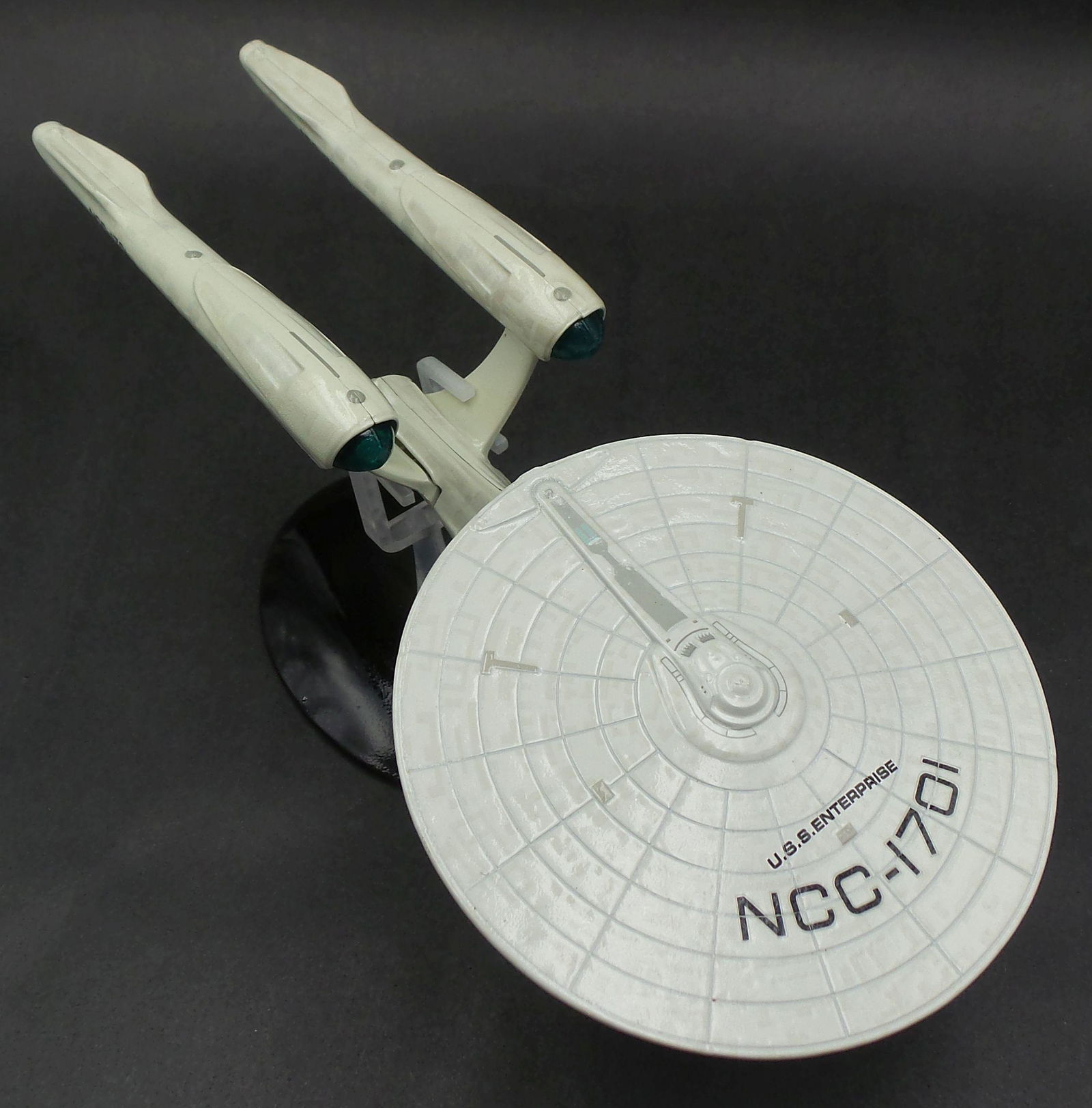 Vintage EAGLEMOSS Hero Star Trek USS Enterprise NCC-1701 Diecast Model (1 of 10)