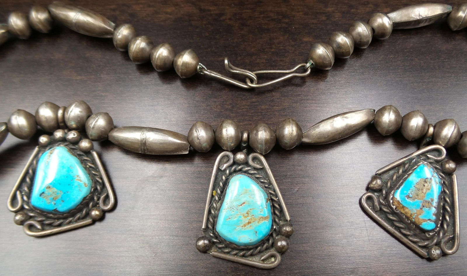 Vintage Southwestern Native American Sterling Silver & Turquoise Necklace (1 of 7)