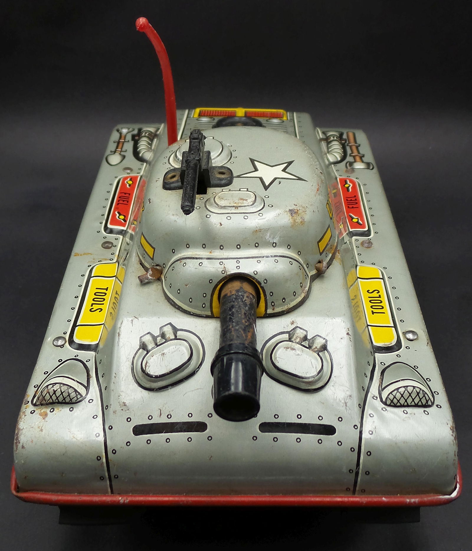 Retro 1950's Marx Tin Litho US Tank Division Army Tank Play Toy (1 of 10)