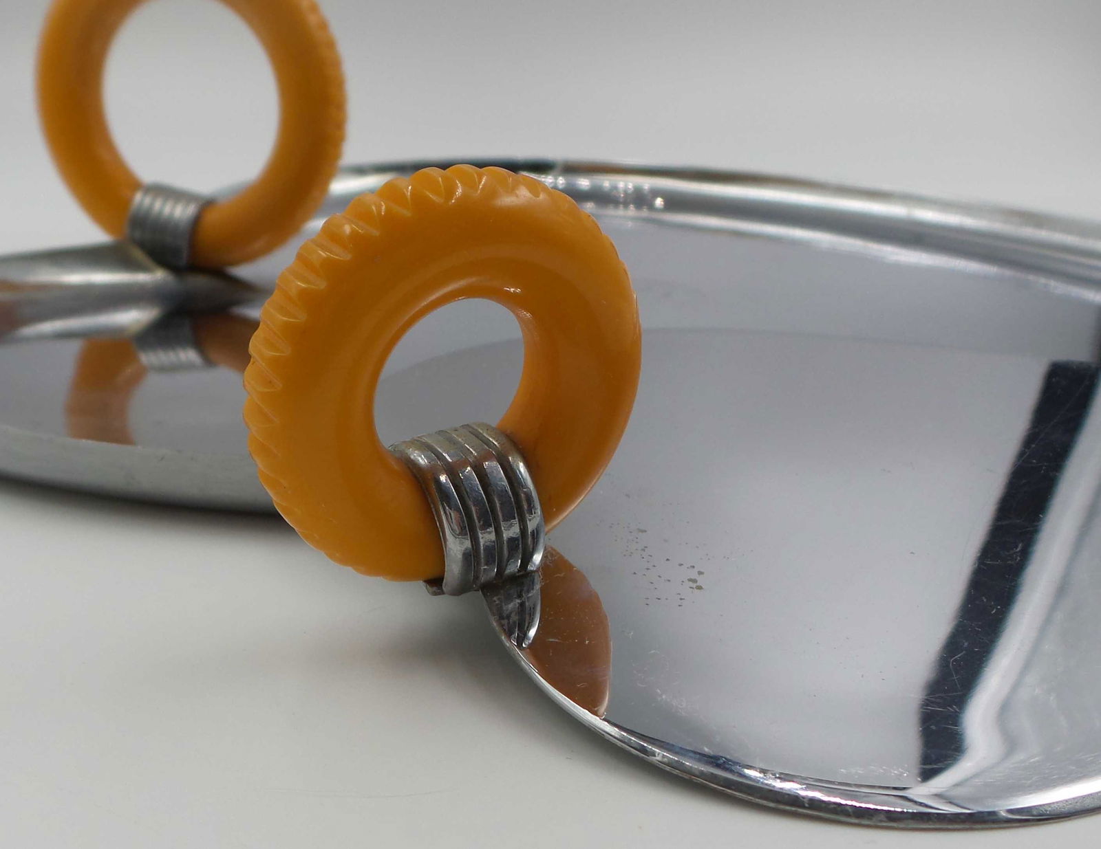 Vintage Art Deco CHASE USA Chrome & Bakelite Cake Platter & Server: Platter measures 10 1/2" long x 10" wide x 3" high. Server measures 5" long x 3 3/4" wide x 1 3/8" high.