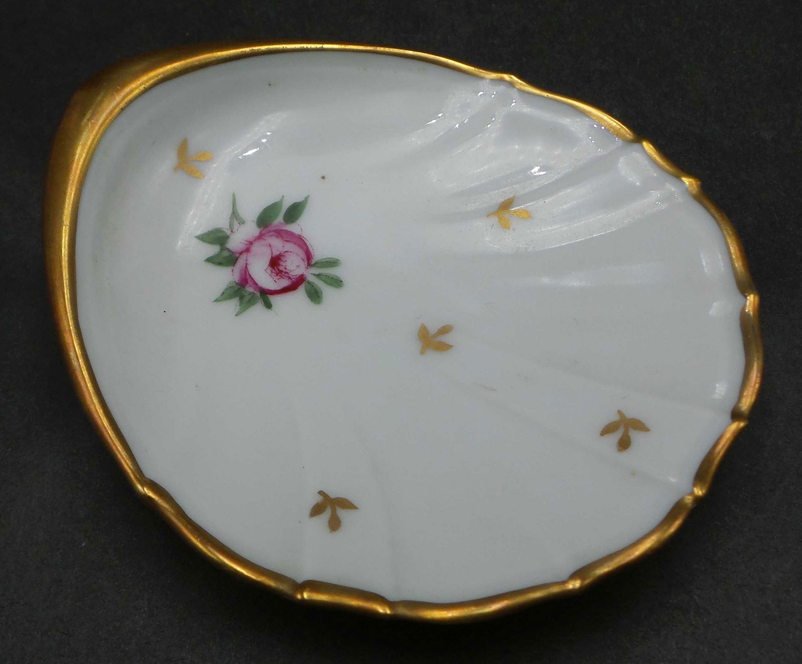 Vintage Small Danish White Porcelain & Handpainted Gold / Floral DÃ©cor Shell Tray (1 of 6)