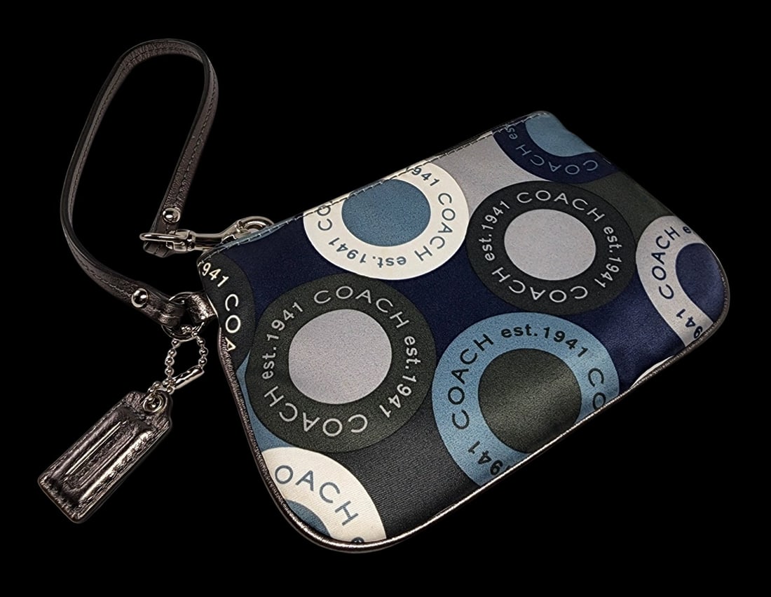 Vintage COACH Designer Wristlet / Purse (1 of 5)