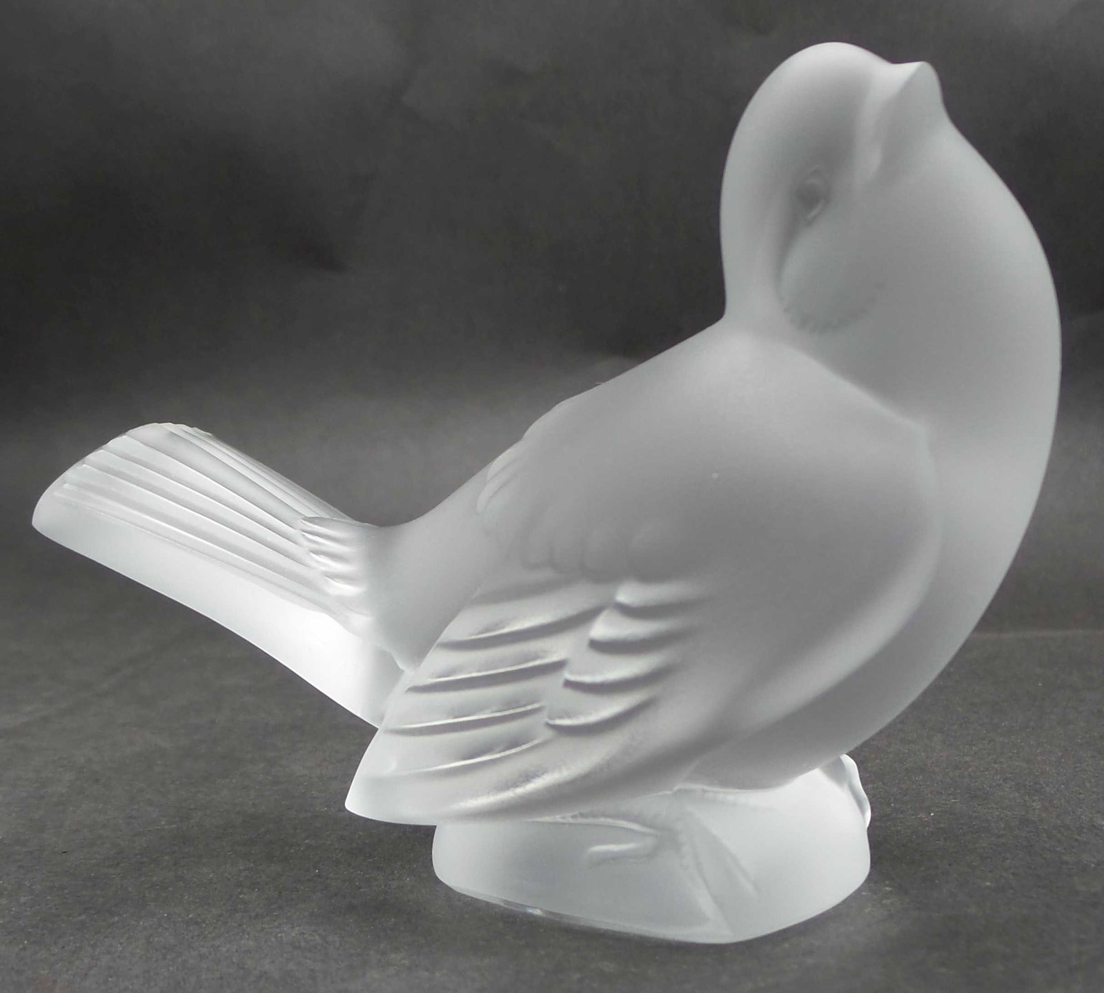 Vintage 1970s LALIQUE France Frosted Crystal Sparrow Bird Figurine: Measures approx. 4" long x 2 1/4" wide x 3 1/4" high and weighs ca. 1 lbs. Very good vintage condition, no chips, cracks, or repairs.