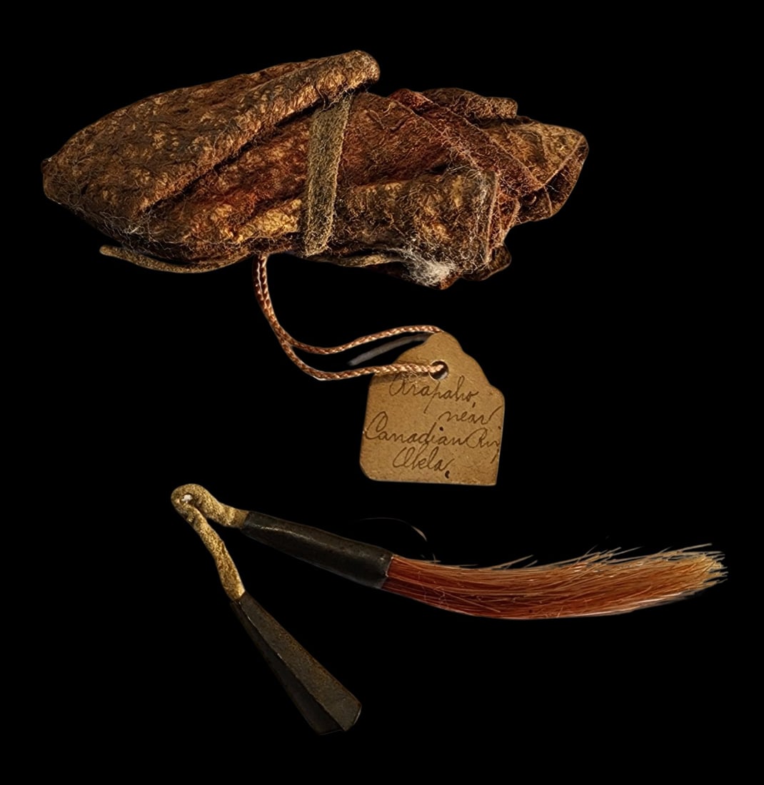 Antique Early 1800s Arapaho Native American Leather Pigment Bag /w Paint Brush (1 of 3)