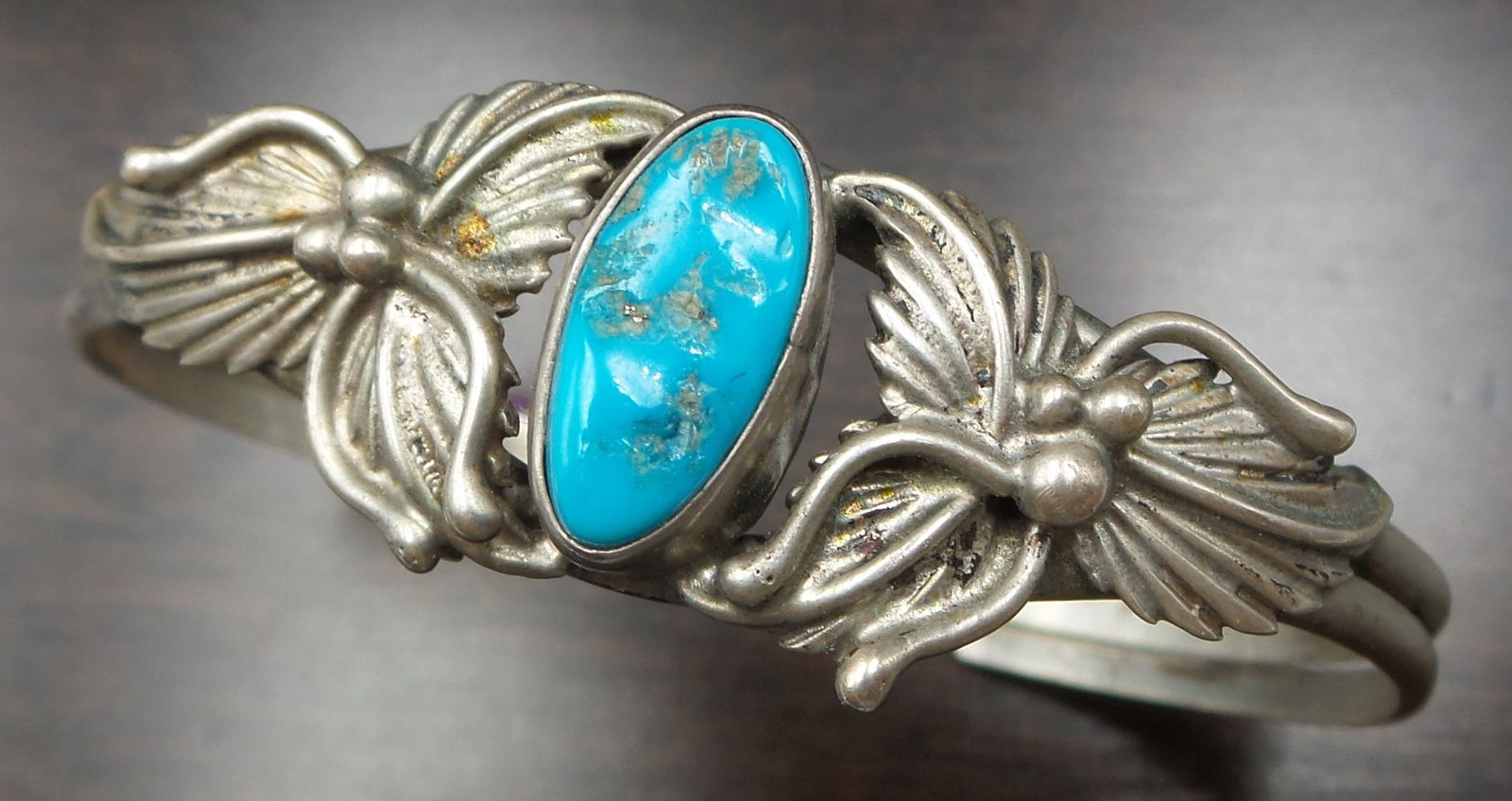 Vintage Navajo Native American Sterling Silver & Turquoise Cuff Bracelet (1 of 3)