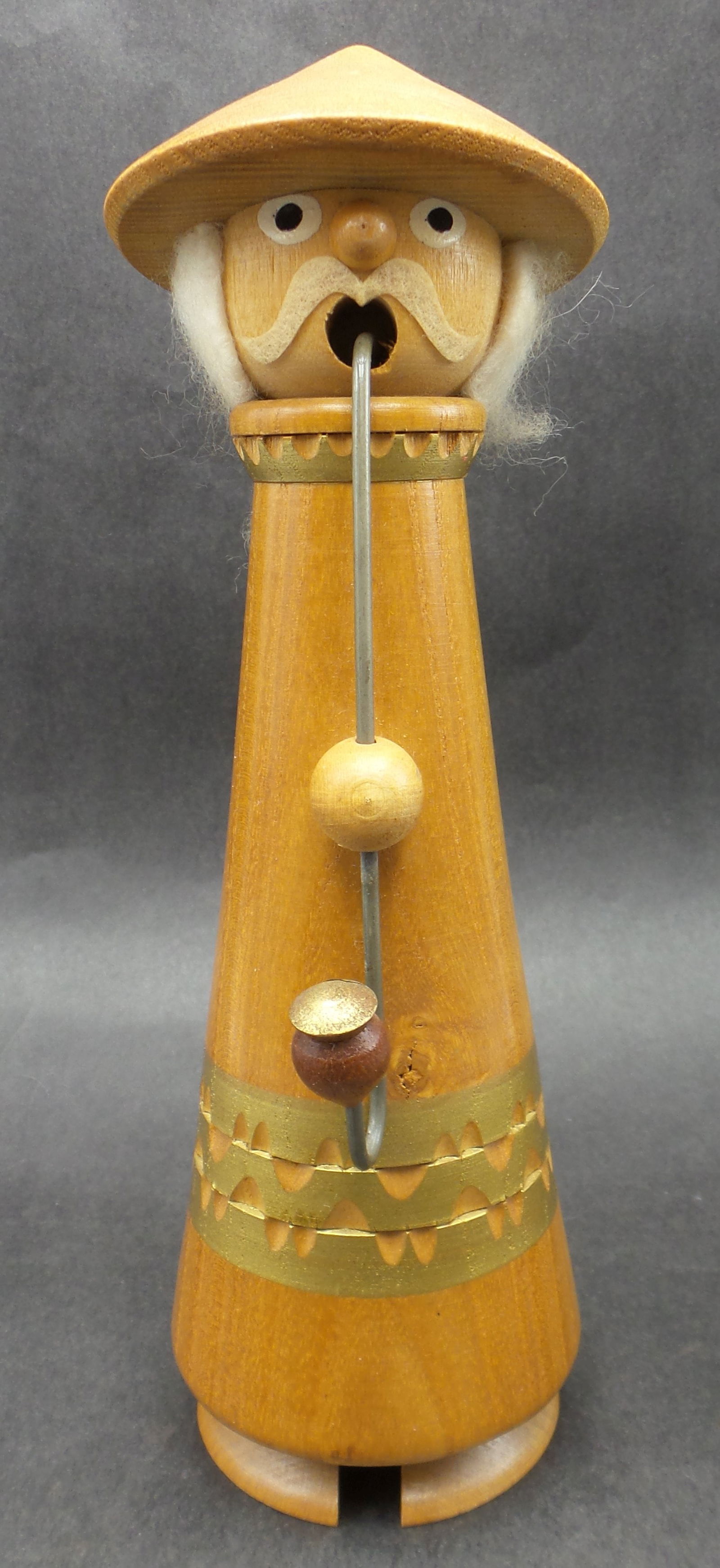 Vintage German Handmade "Smoker" from the Iron Mountains - "Sage" (1 of 7)