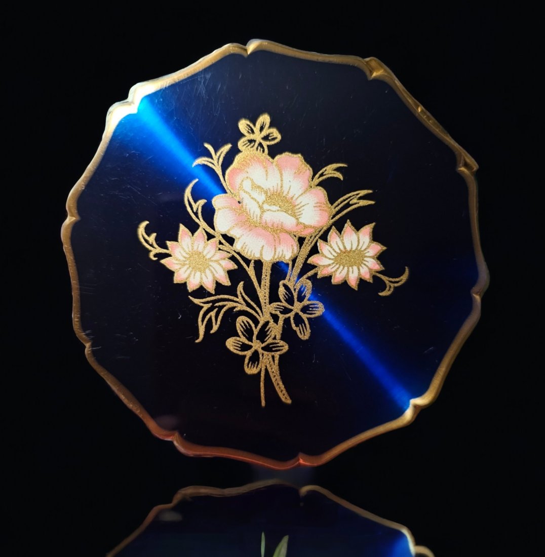 Vintage STRATTON England Brass & Blue Enamel Powder Compact /w Flower Design (1 of 7)