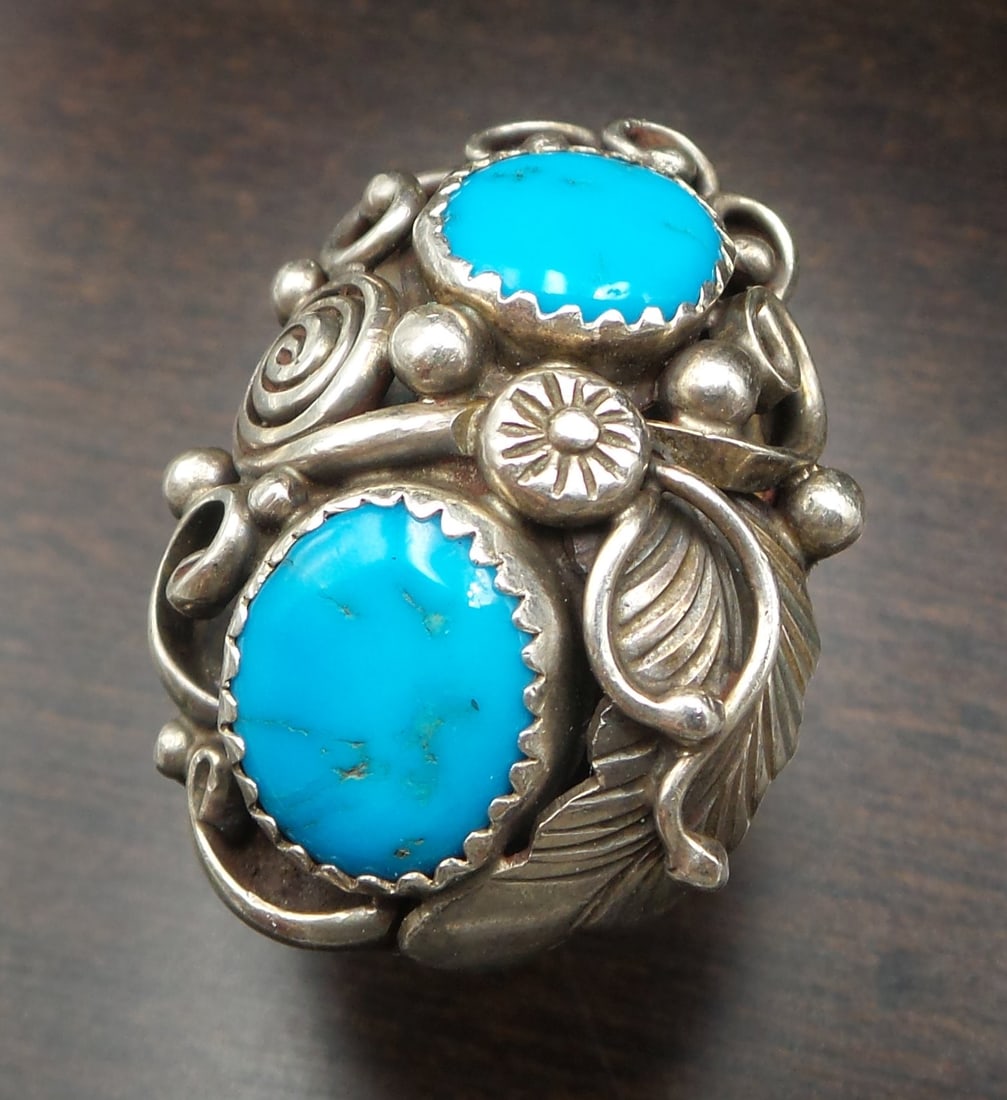 Vintage Navajo Native American LUCILLE RAMONE Sterling Silver & Turquoise Ring (1 of 8)