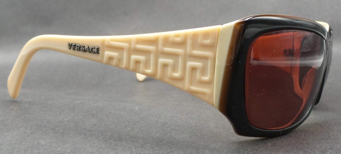 Stylish Vintage VERSACE Sunglasses - Model 4049 (1 of 8)
