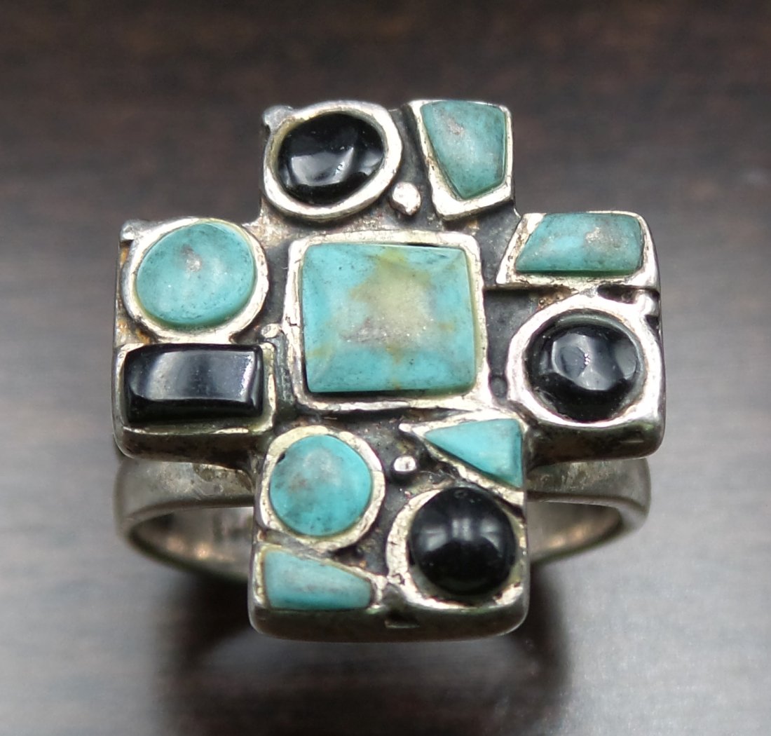 Vintage Sterling Silver, Black Onyx & Turquoise Cross Ring (1 of 4)