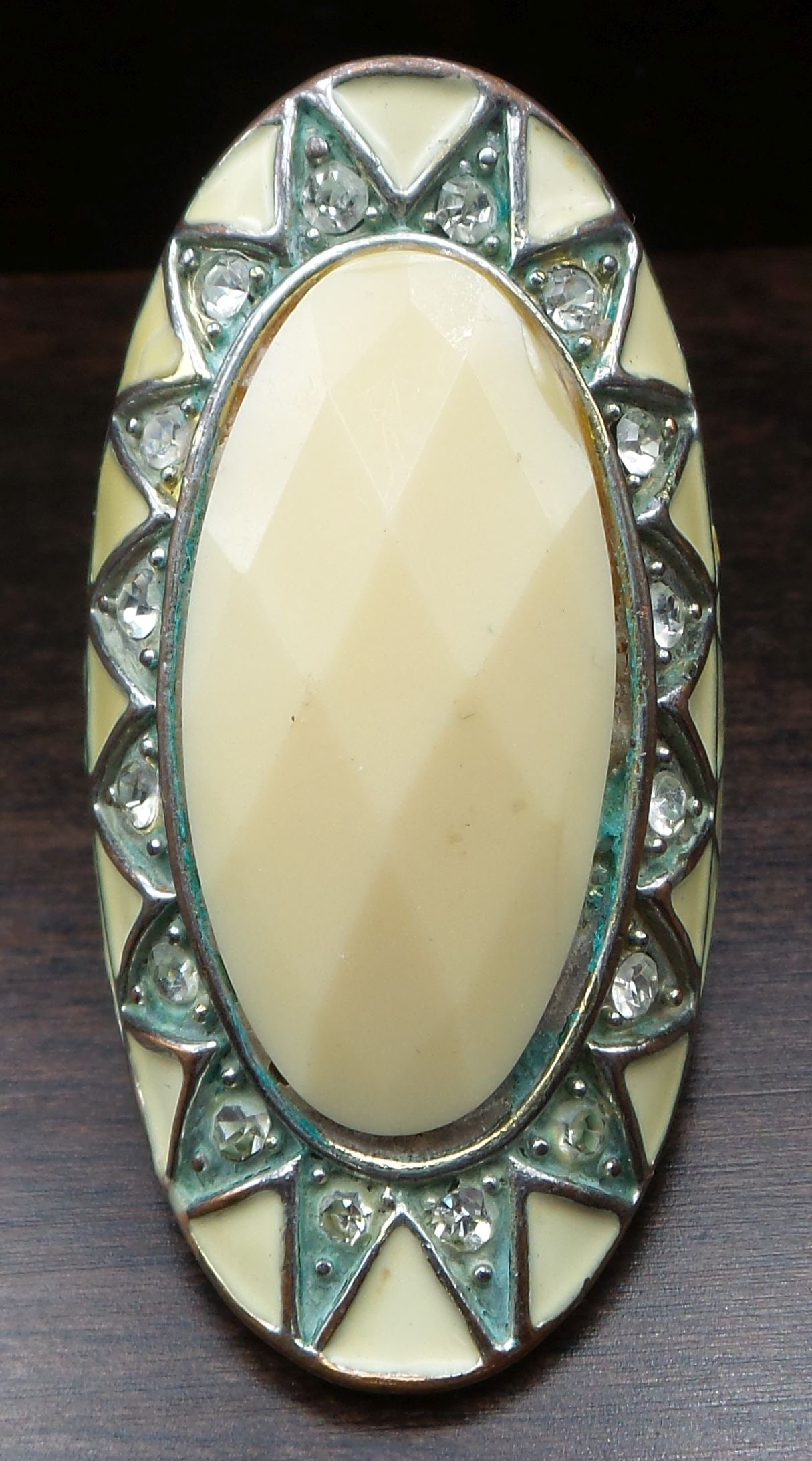 Vintage Mid-Century Cream Enamel & Rhinestone Costume Jewelry Ring (1 of 5)