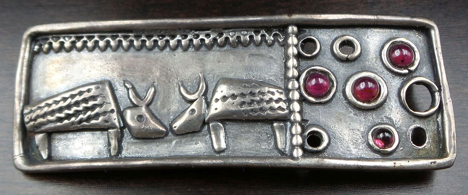 Very Unusual Vintage Mid-Century Brutalist Sterling Silver & Gemstone Designer Brooch (1 of 6)