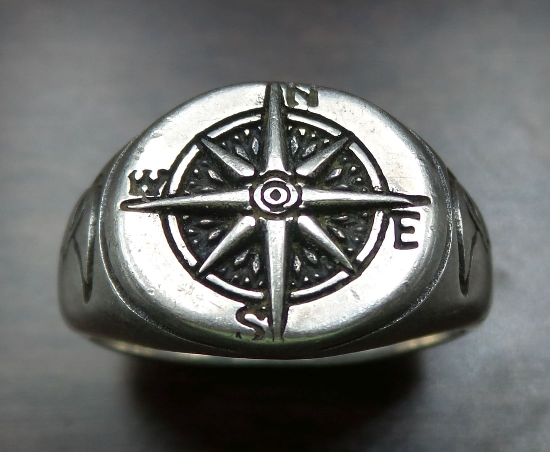Unusual Vintage Sterling Silver Compass Ring (1 of 7)