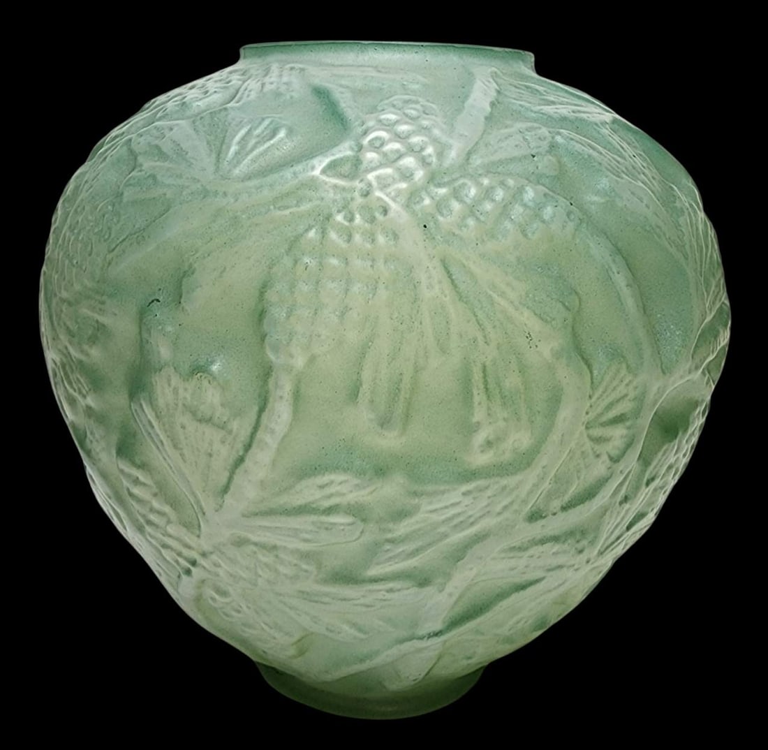 Vintage 1930s Art Deco PHOENIX GLASS Green Sculpted Pine Cone & Needles Glass Vase (1 of 6)