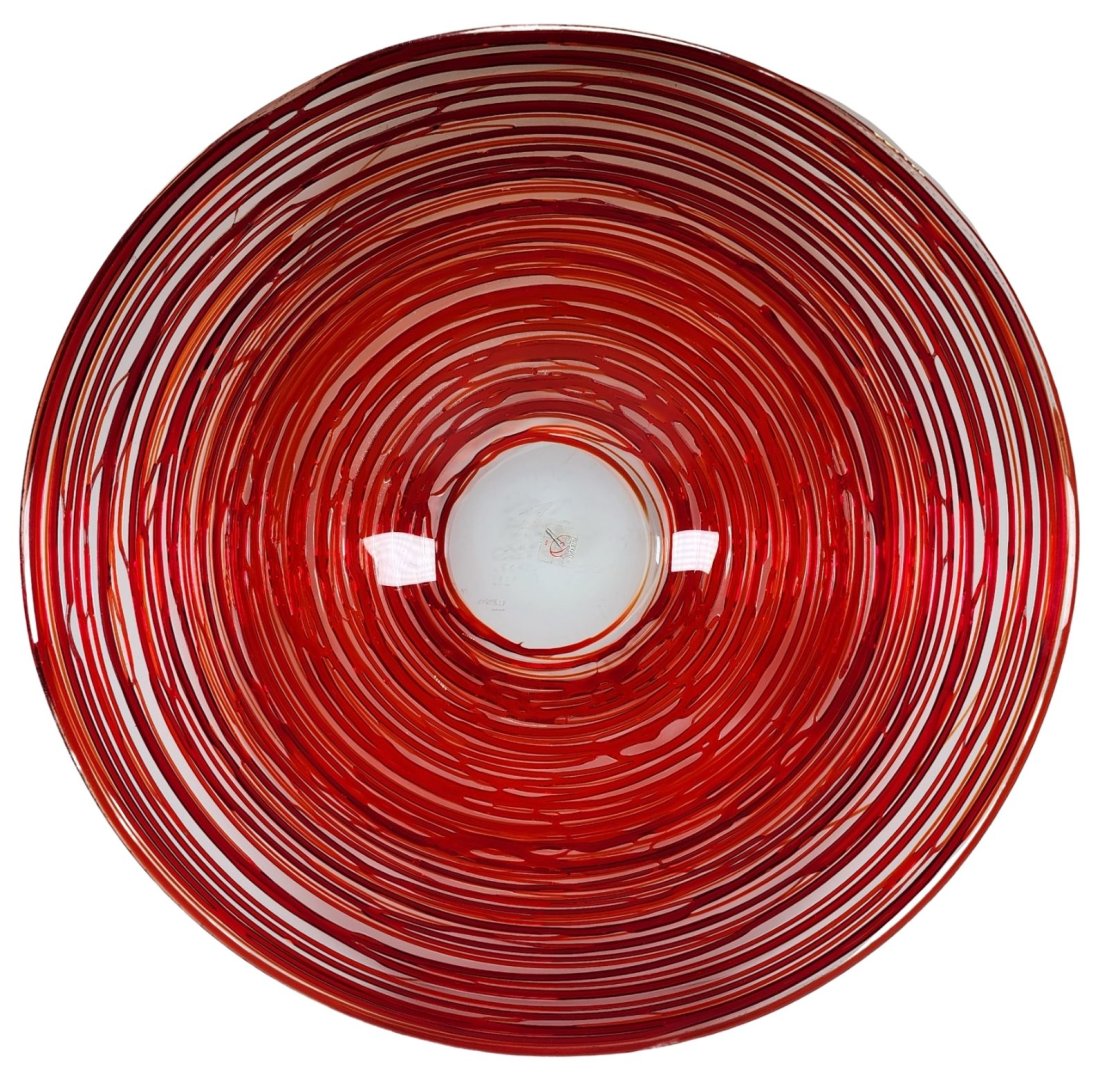 Rare & Stunning Vintage SERGIO COSTANTINI Red Spaghetti Art Glass Plate / Bowl: This breathtakingly beautiful piece was made by famous Murano glassmaker Sergio Costantini. Very good vintage condition; no chips, cracks, or repairs. Designer's signature under the base and manufactu