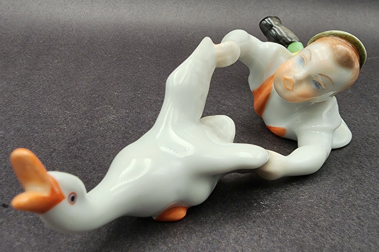 Vintage HEREND Hungary Porcelain Wild Goose Chase Figurine (1 of 7)
