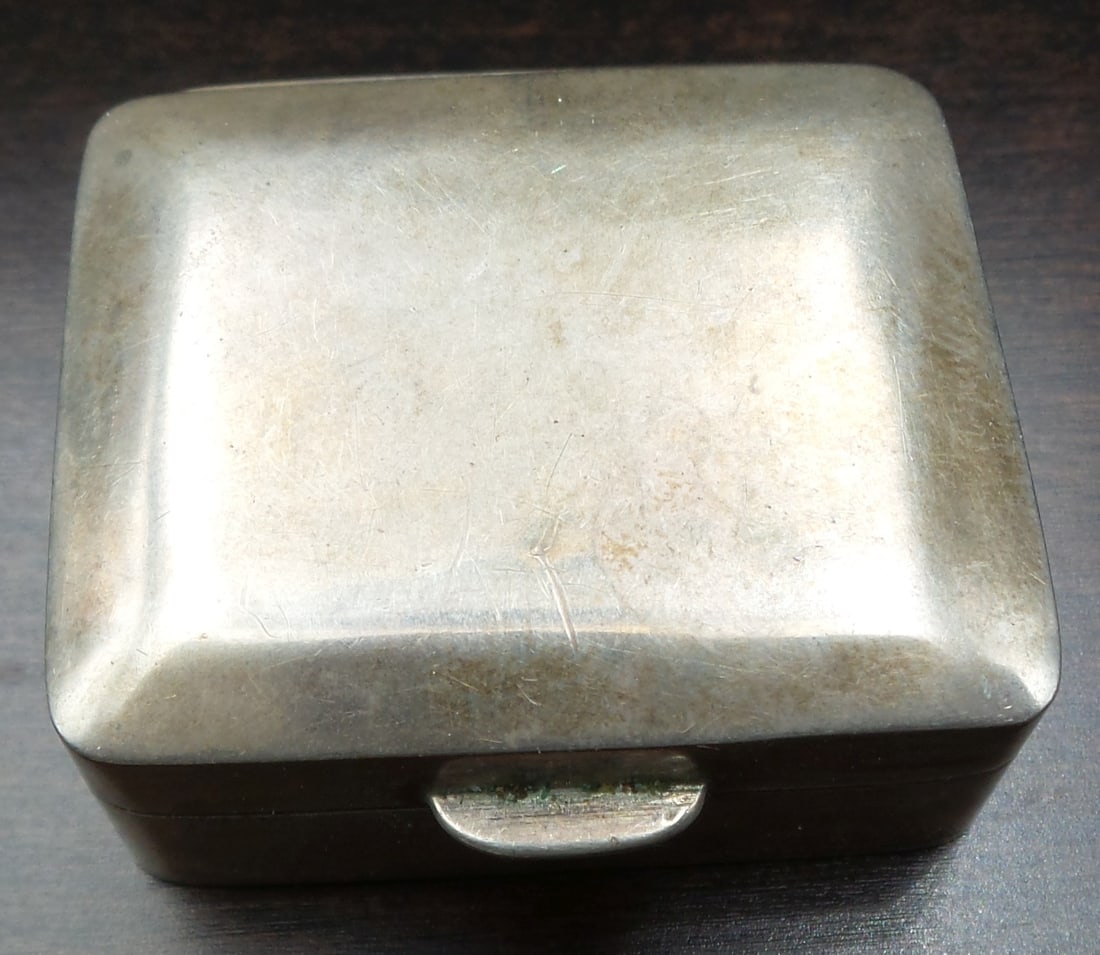 Stylish Vintage Mid-Century TAXCO Mexico Sterling Silver Pill Box (1 of 5)