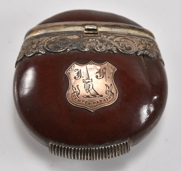 Very Rare Antique ca. 1750 European Wood Matchbox /w 8K Gold & Silver Applications (1 of 5)