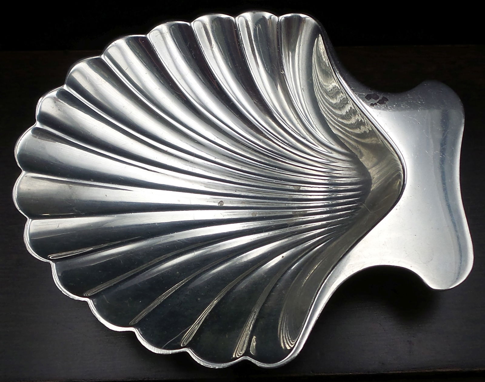 Vintage TIFFANY & CO Sterling Silver Shell Dish (1 of 6)