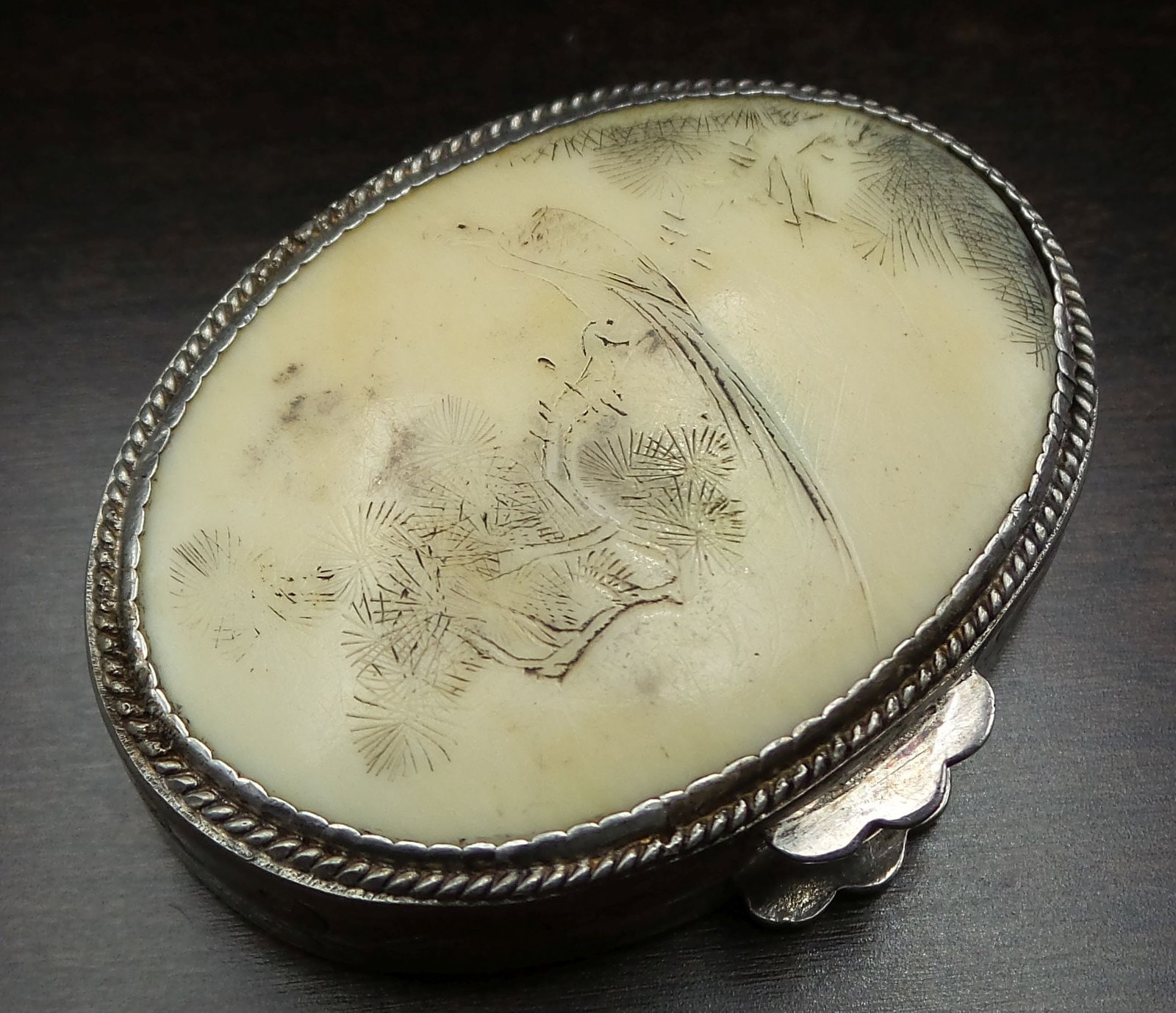 Antique ca. 1910 Chinese Export Silver Pill/Snuff Box with Carved Bone Lid: Measures approx. 1 7/8" long x 1 1/2" wide and weighs ca. 27.9 grams.