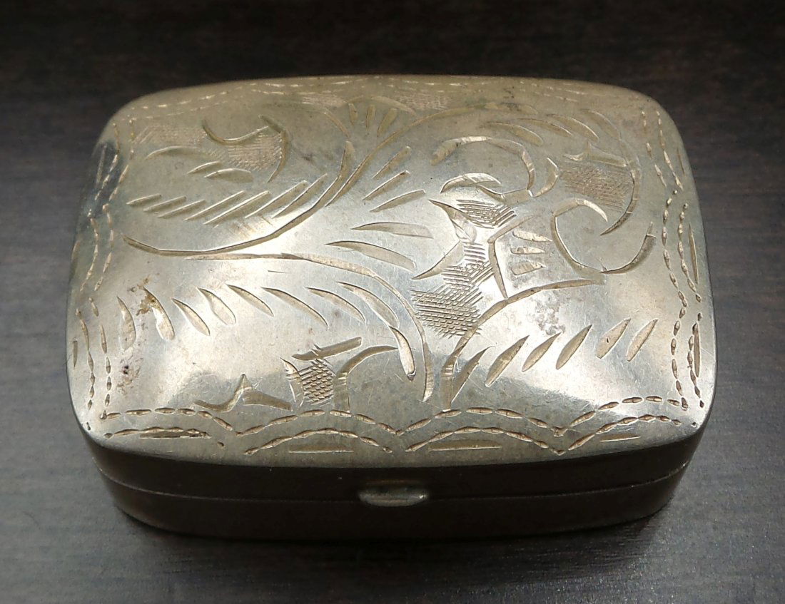 Stylish Vintage Mid-Century Hand Engraved Sterling Silver Silver Pill Box: Very stylish hand engraved piece. Measures approx. 1 3/8" long x 1" wide x 1/2" high and weighs ca. 13.1 grams. Very good vintage condition with some patina according to age. Marked "925" for Sterling