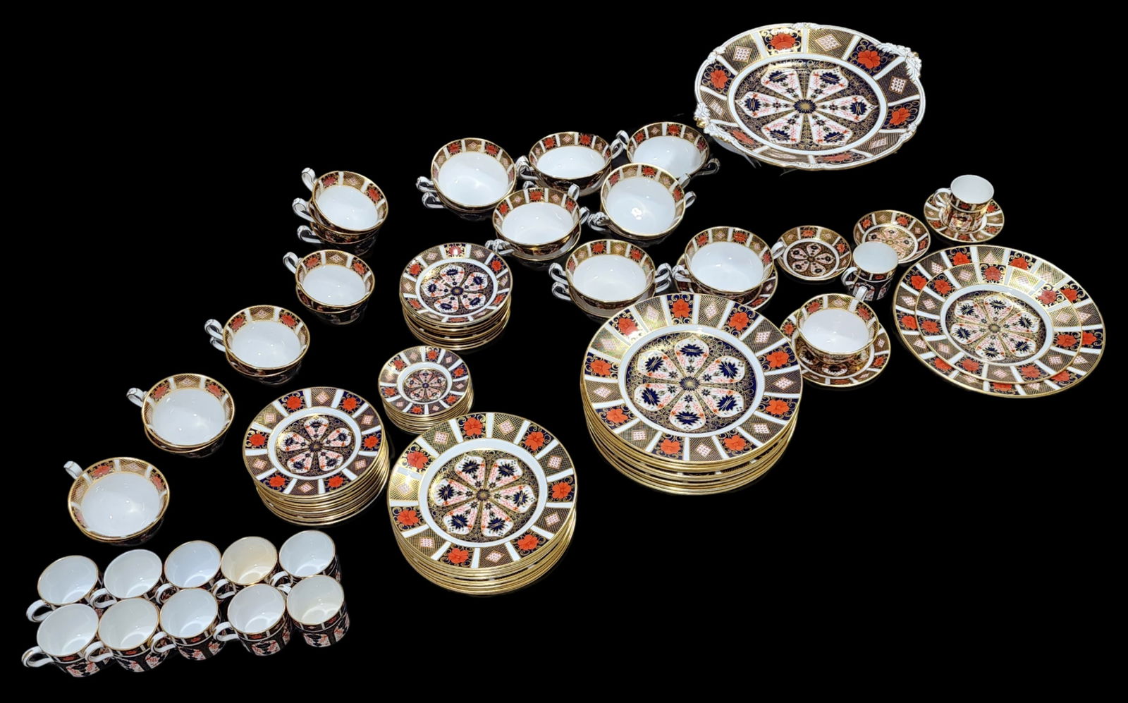 Rare Vintage ROYAL CROWN DERBY Porclelain China Dinner Set (1 of 7)