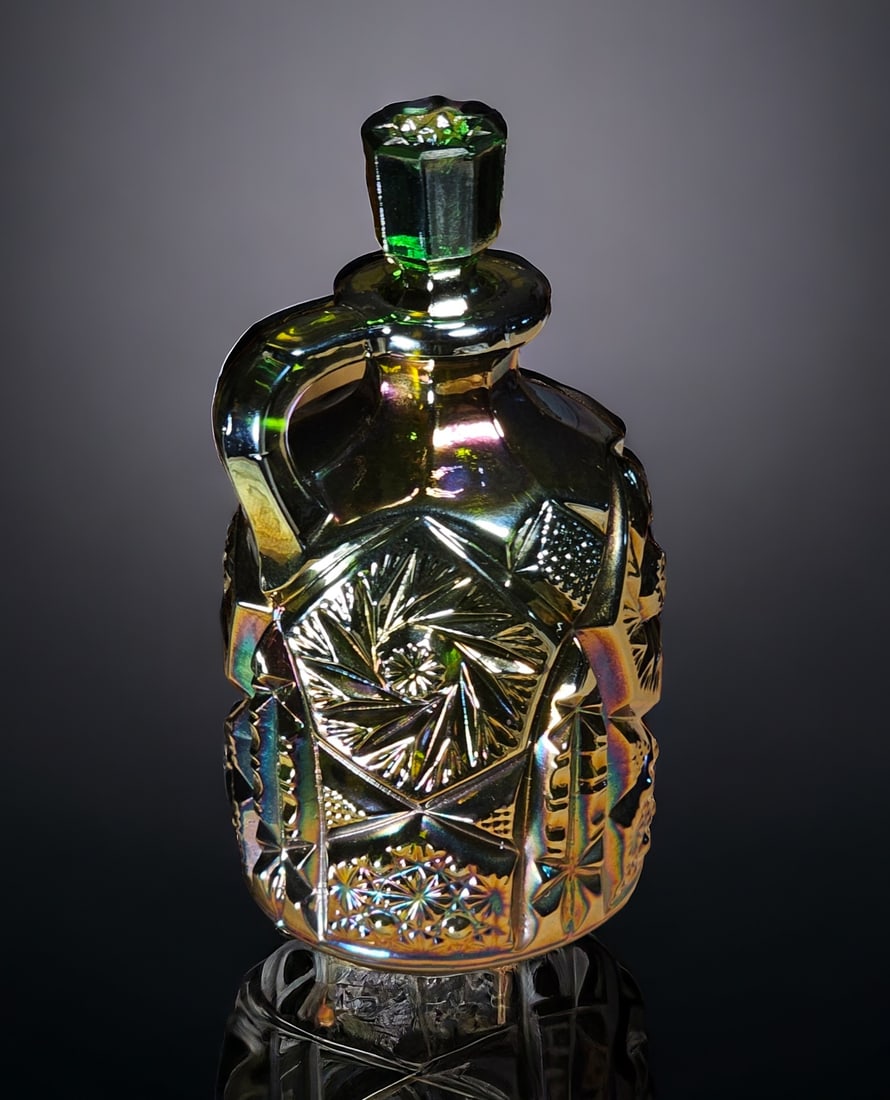 Antique CAMBRIDGE Miniature Buzz Saw Carnival Glass Cruet (1 of 5)